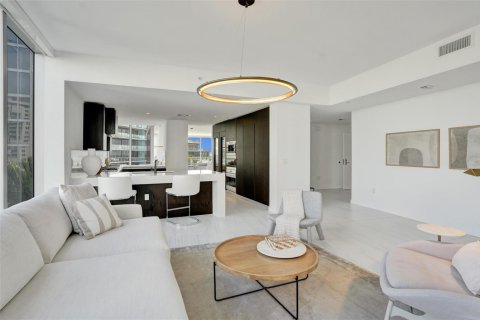 Condominio en alquiler en Fort Lauderdale, Florida, 3 dormitorios, 259.38 m2 № 2252927 - foto 18