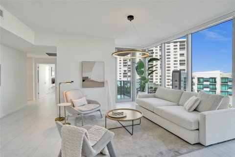 Condominio en alquiler en Fort Lauderdale, Florida, 3 dormitorios, 259.38 m2 № 2252927 - foto 17