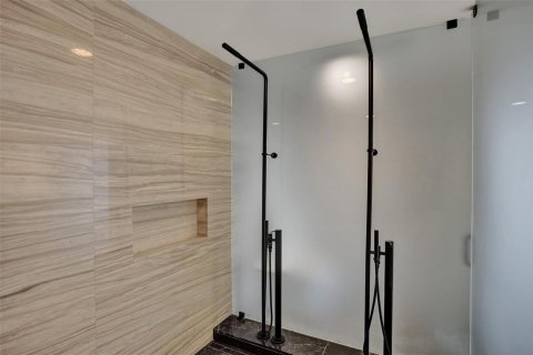Condominio en alquiler en Fort Lauderdale, Florida, 3 dormitorios, 259.38 m2 № 2252927 - foto 29