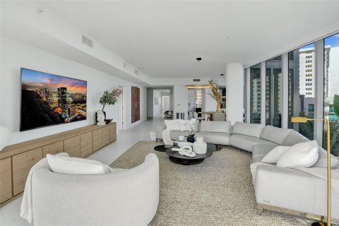 Condominio en alquiler en Fort Lauderdale, Florida, 3 dormitorios, 259.38 m2 № 2252927 - foto 8