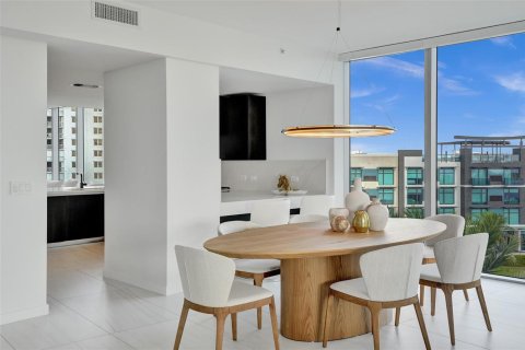 Condominio en alquiler en Fort Lauderdale, Florida, 3 dormitorios, 259.38 m2 № 2252927 - foto 11
