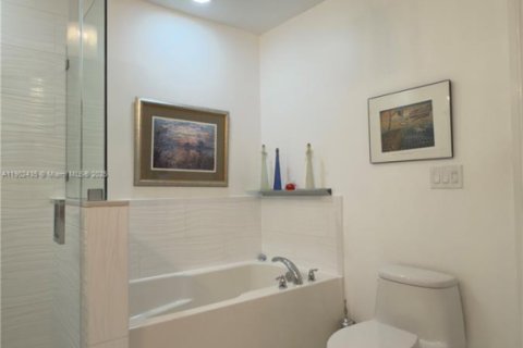 Купить кондоминиум в Авентура, Флорида 2 спальни, 102.38м2, № 2012112 - фото 6