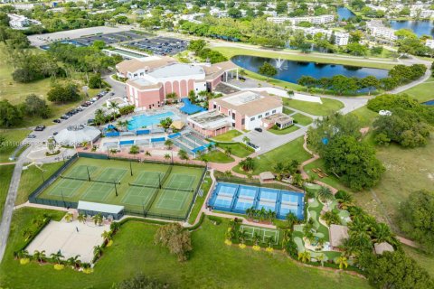 Condo in Deerfield Beach, Florida, 1 bedroom  № 1963287 - photo 24