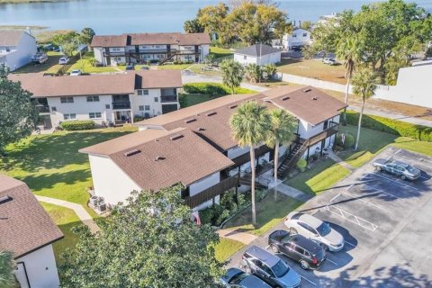 Condominio en alquiler en Winter Haven, Florida, 2 dormitorios, 78.04 m2 № 2111207 - foto 28