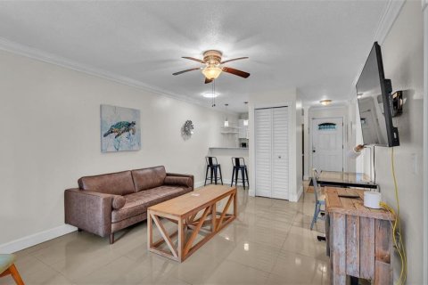 Condominio en alquiler en Winter Haven, Florida, 2 dormitorios, 78.04 m2 № 2111207 - foto 3