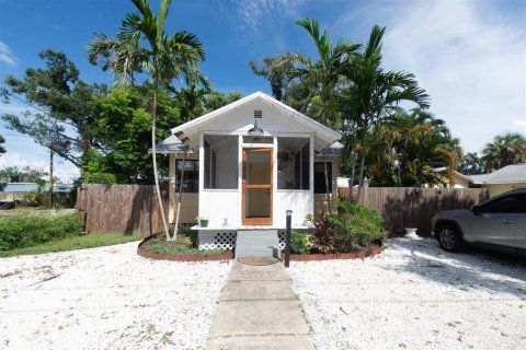 Casa en alquiler en Gulfport, Florida, 2 dormitorios, 74.32 m2 № 1907365 - foto 3