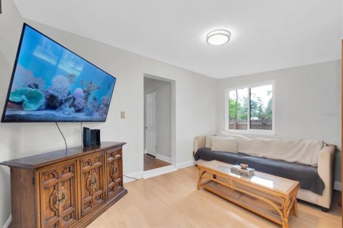 Casa en alquiler en Gulfport, Florida, 2 dormitorios, 74.32 m2 № 1907365 - foto 23