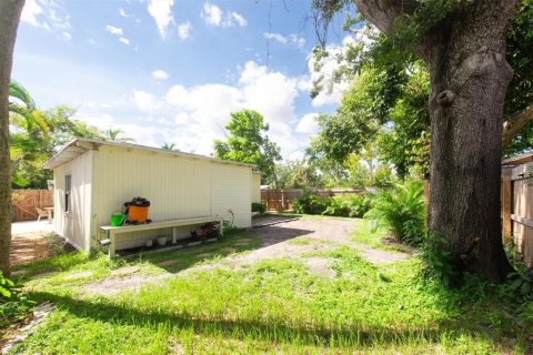 Casa en alquiler en Gulfport, Florida, 2 dormitorios, 74.32 m2 № 1907365 - foto 9