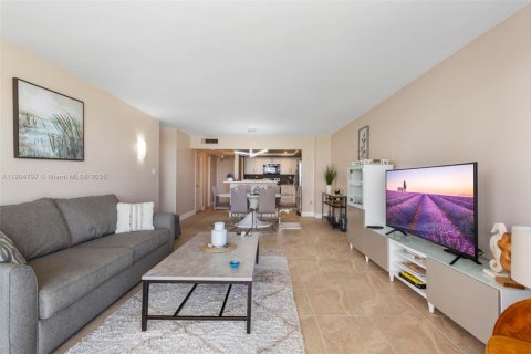 Copropriété à louer à Aventura, Floride: 1 chambre, 93.37 m2 № 1955859 - photo 13