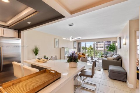 Copropriété à louer à Aventura, Floride: 1 chambre, 93.37 m2 № 1955859 - photo 8