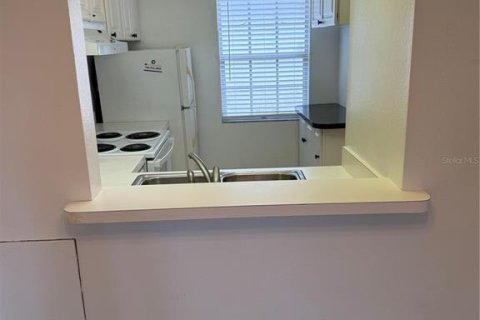 Casa en venta en Palm Harbor, Florida, 1 dormitorio, 59.09 m2 № 1532566 - foto 9