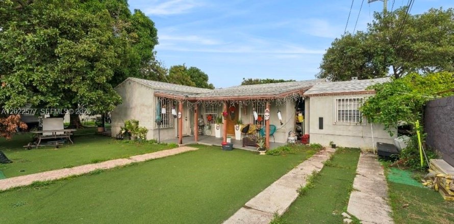 Casa en Miami, Florida 2 dormitorios, 109.81 m2 № 2257055