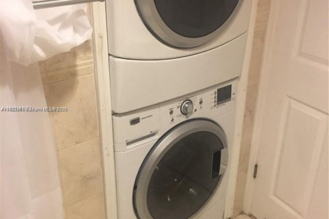 Copropriété à louer à Miami Beach, Floride: 1 chambre, 74.32 m2 № 1784182 - photo 18