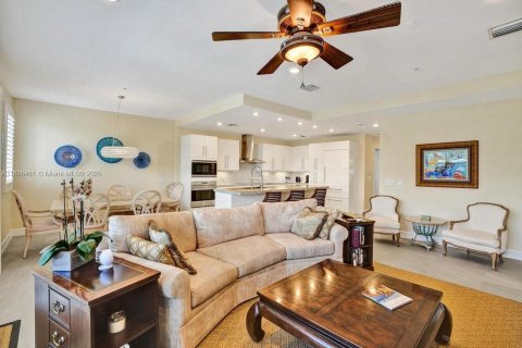 Townhouse in Hollywood, Florida 4 bedrooms, 299.89 sq.m. № 1934204 - photo 15