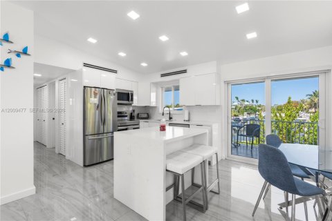 Casa en venta en Tavernier, Florida, 2 dormitorios, 89.19 m2 № 2090185 - foto 5