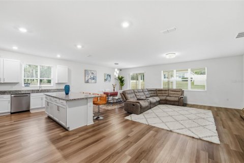 Villa ou maison à vendre à Minneola, Floride: 4 chambres, 216.83 m2 № 2345243 - photo 3