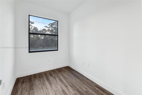 House in Lehigh Acres, Florida 3 bedrooms № 1756884 - photo 30