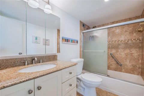 Condo in Lauderhill, Florida, 2 bedrooms  № 2086017 - photo 26