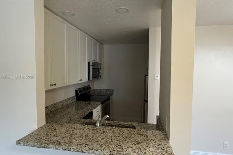 Copropriété à vendre à Coral Springs, Floride: 2 chambres, 71.35 m2 № 1874726 - photo 10
