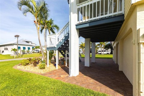 Casa en venta en Punta Gorda, Florida, 4 dormitorios, 240.43 m2 № 2416377 - foto 30