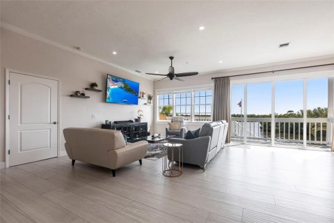 Casa en venta en Punta Gorda, Florida, 4 dormitorios, 240.43 m2 № 2416377 - foto 7