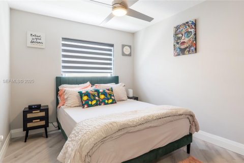 Villa ou maison à vendre à Lake Worth, Floride: 4 chambres, 214.14 m2 № 1987289 - photo 16