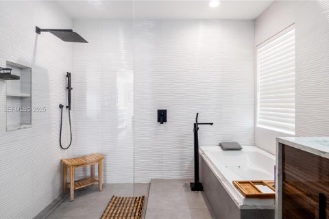 Villa ou maison à vendre à Lake Worth, Floride: 4 chambres, 214.14 m2 № 1987289 - photo 13