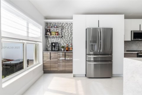 Villa ou maison à vendre à Lake Worth, Floride: 4 chambres, 214.14 m2 № 1987289 - photo 9