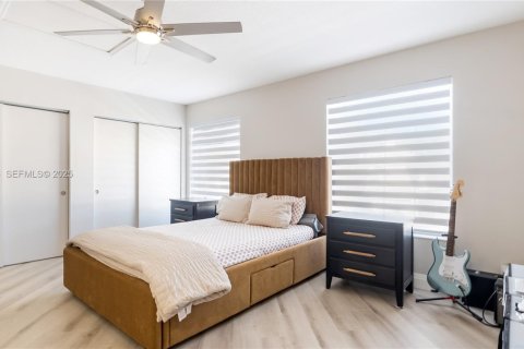 Villa ou maison à vendre à Lake Worth, Floride: 4 chambres, 214.14 m2 № 1987289 - photo 20