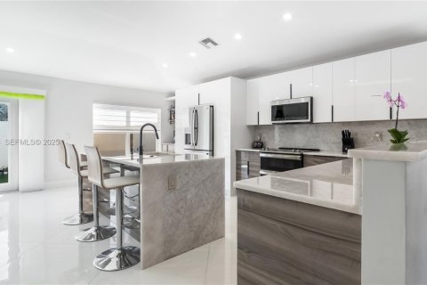 Villa ou maison à vendre à Lake Worth, Floride: 4 chambres, 214.14 m2 № 1987289 - photo 5