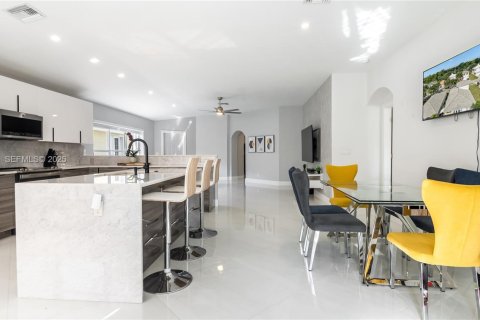 Villa ou maison à vendre à Lake Worth, Floride: 4 chambres, 214.14 m2 № 1987289 - photo 7