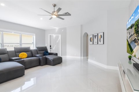 Villa ou maison à vendre à Lake Worth, Floride: 4 chambres, 214.14 m2 № 1987289 - photo 3