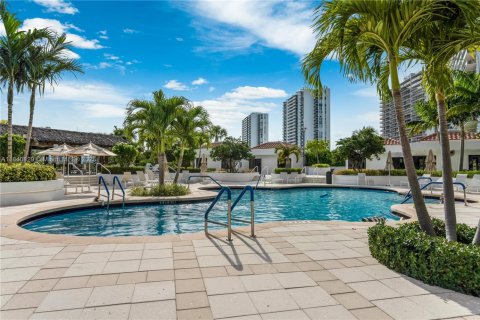 Condominio en venta en Aventura, Florida, 2 dormitorios, 130.06 m2 № 1830213 - foto 29