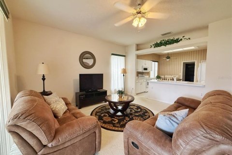 House in Clermont, Florida 2 bedrooms, 184.78 sq.m. № 2098744 - photo 14