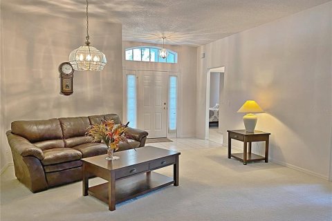 House in Clermont, Florida 2 bedrooms, 184.78 sq.m. № 2098744 - photo 8