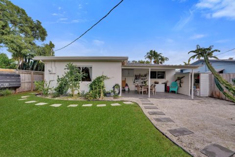 House in Oakland Park, Florida 2 bedrooms, 104.24 sq.m. № 2272469 - photo 18