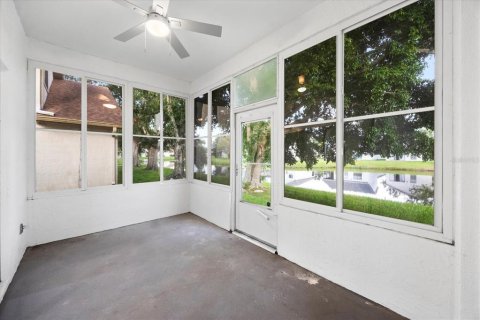 House in Orlando, Florida 3 bedrooms, 151.52 sq.m. № 1829586 - photo 13
