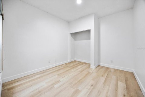 House in Orlando, Florida 3 bedrooms, 151.52 sq.m. № 1829586 - photo 27