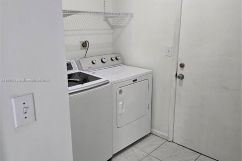 Купить таунхаус в Мирамар, Флорида 3 спальни, 147.53м2, № 1950688 - фото 8