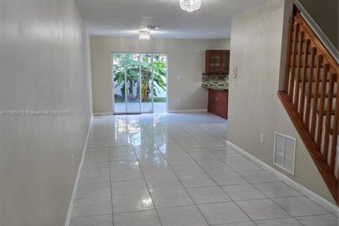 Купить таунхаус в Мирамар, Флорида 3 спальни, 147.53м2, № 1950688 - фото 4