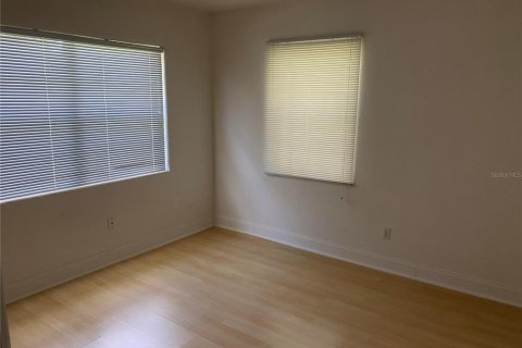House in Orlando, Florida 2 bedrooms, 82.5 sq.m. № 1893979 - photo 7