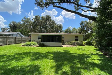 House in Orlando, Florida 2 bedrooms, 82.5 sq.m. № 1893979 - photo 20
