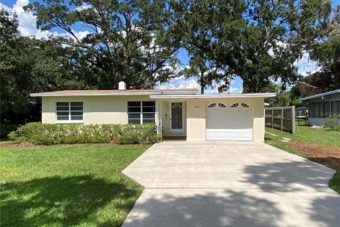 House in Orlando, Florida 2 bedrooms, 82.5 sq.m. № 1893979 - photo 1