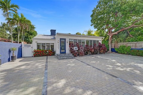 Casa en alquiler en Fort Lauderdale, Florida, 4 dormitorios, 164.62 m2 № 1819841 - foto 2