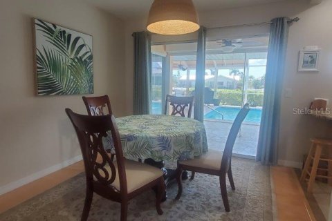 House in Punta Gorda, Florida 2 bedrooms, 153.29 sq.m. № 1085019 - photo 9