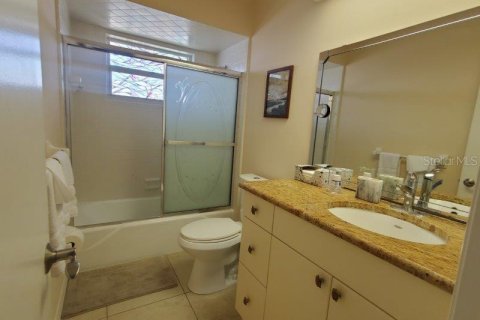 House in Punta Gorda, Florida 2 bedrooms, 153.29 sq.m. № 1085019 - photo 18