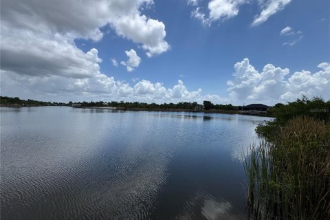 Terrain à Port Charlotte, Floride № 2167499