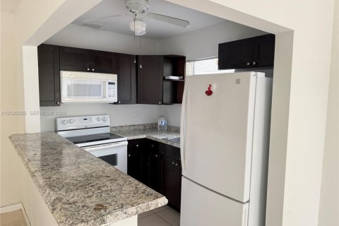 Casa en Fort Lauderdale, Florida 1 dormitorio № 2086661