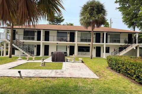 Casa en alquiler en Fort Lauderdale, Florida, 1 dormitorio № 2086661 - foto 6