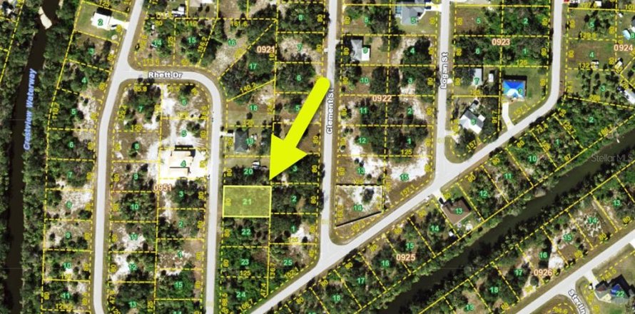Land in Port Charlotte, Florida № 2165578